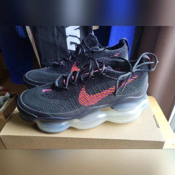 Nike Air Max Scorpion Fkyknit SE Size 9 - Picture 2 of 8